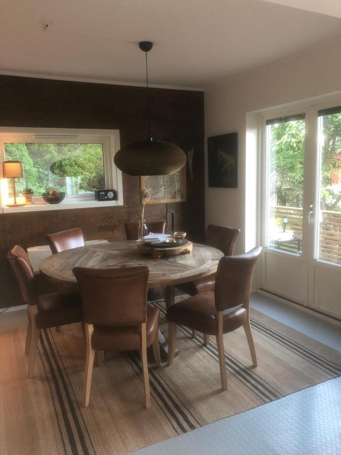 Apartamento Aid Og Svein' S Sentrumsnaere Panorama Hjem Kristiansand Exterior foto